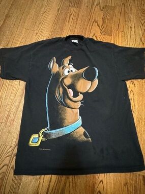 Gildan Black Scooby-Doo Graphic Tee with Blue Collar